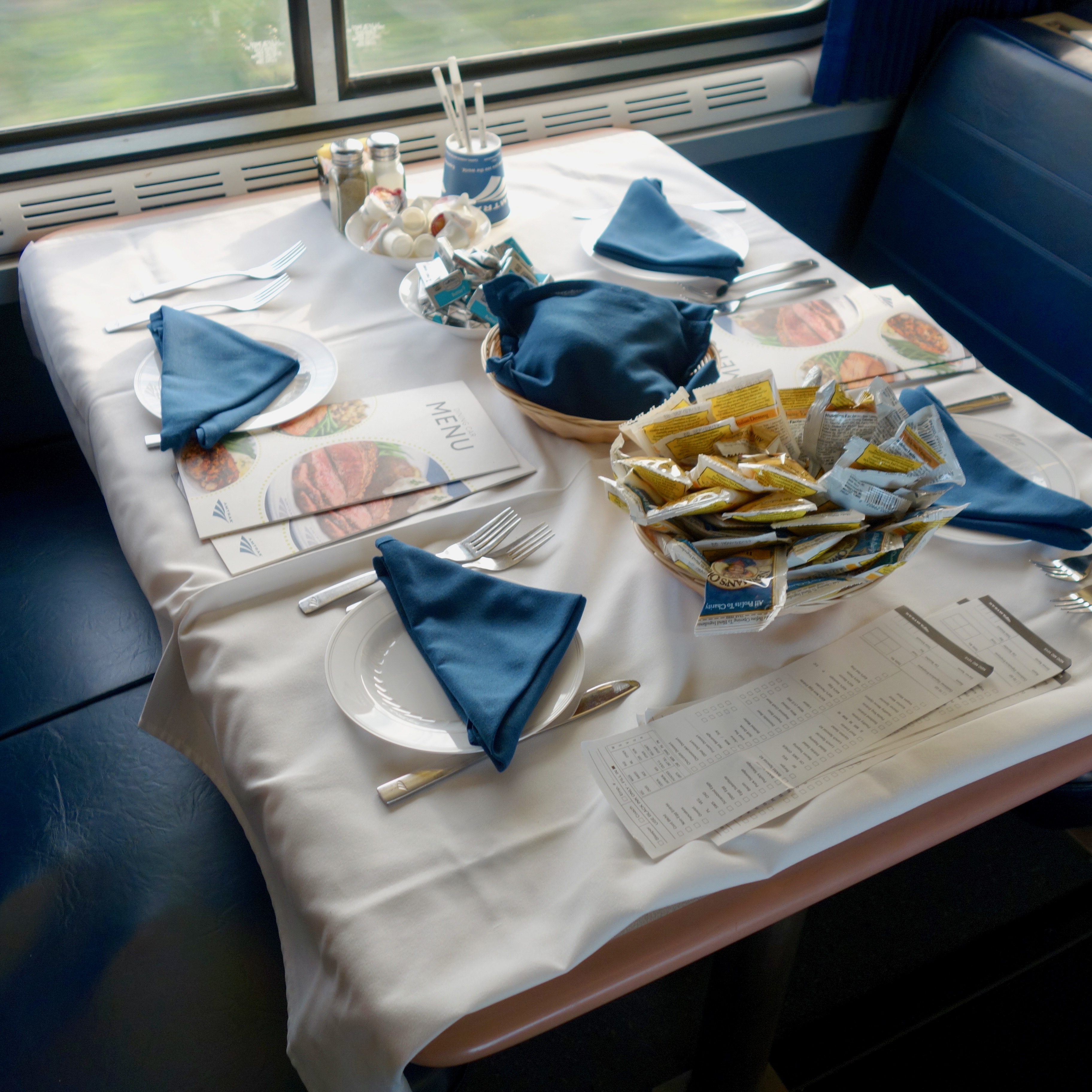 Amtrak Dining Car experience aboard the Empire Builder between Seattle and Chicago. 